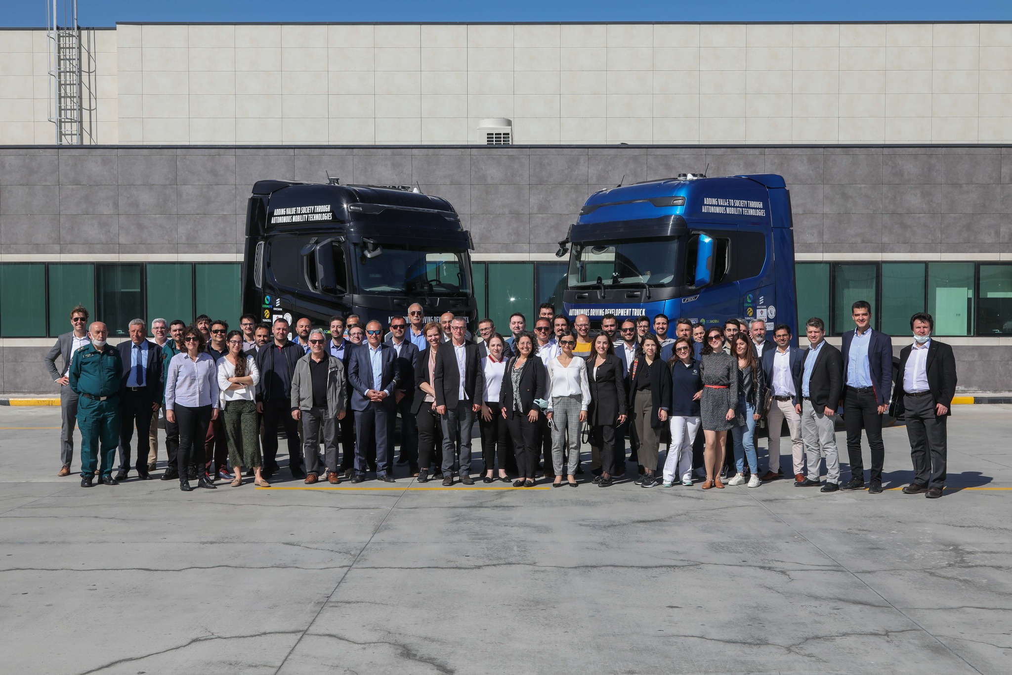 Read more about the article 5G-MOBIX successful tests at the Greek-Turkish X-Border: border-crossing, truck routing and platooning
