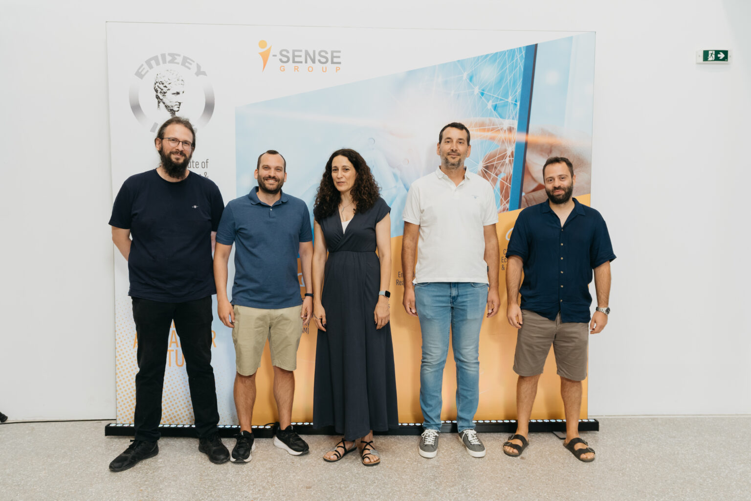 Sense_Group__00252