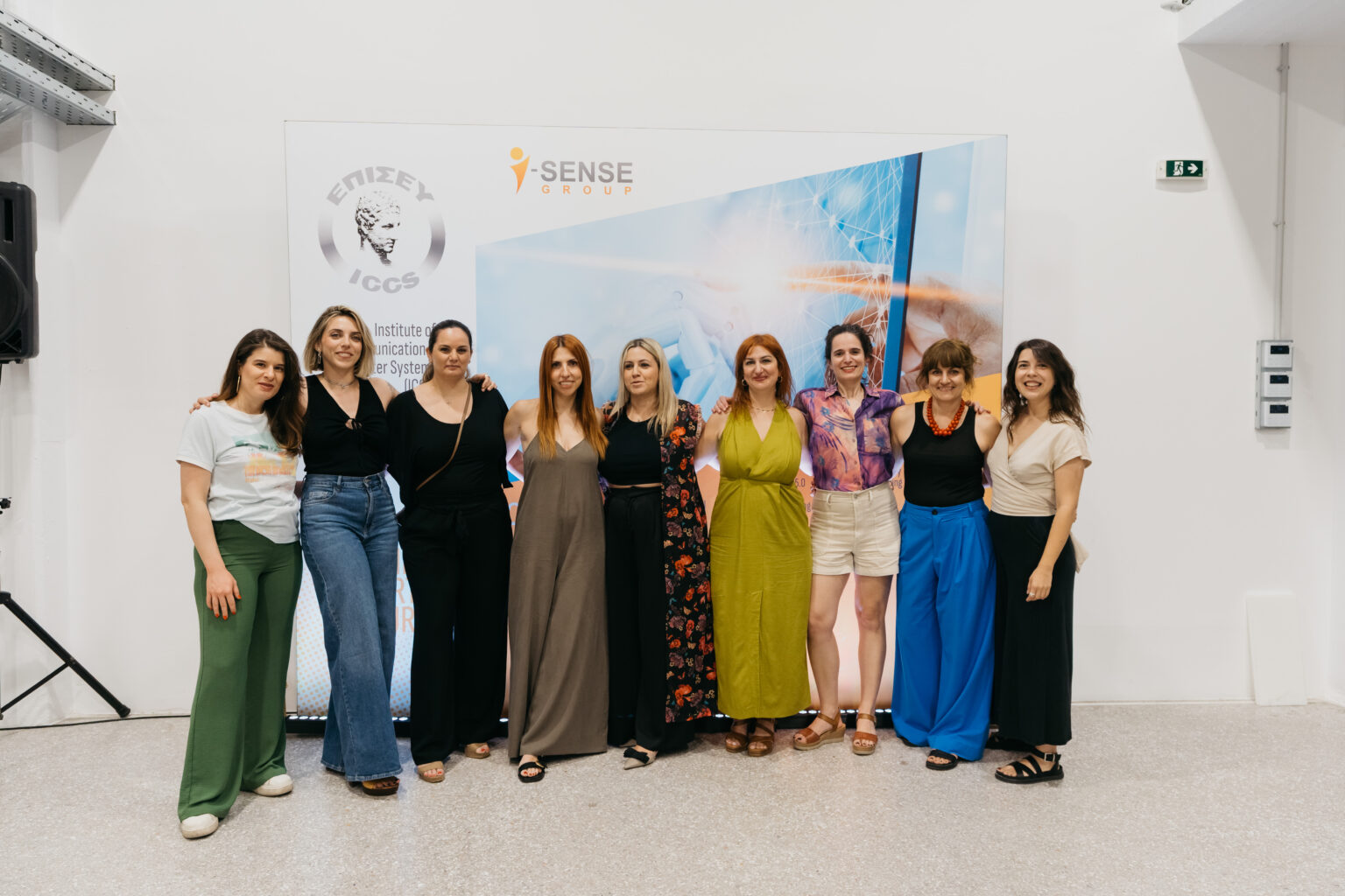 Sense_Group__00269